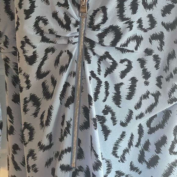 A.L.C. Marcella Dress 100% Silk Blue Leopard Print Dress Silver Front Zip Sz 2 - Picture 8 of 8
